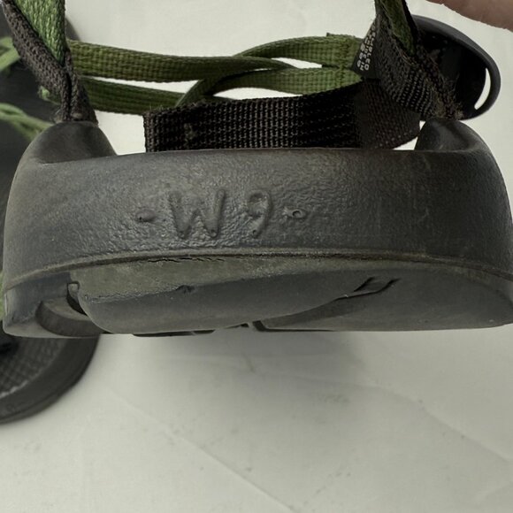 Chaco Sandals Womens 9 Green Adjustable Straps Durable Sole Outdoor Adventure - Picture 6 of 12